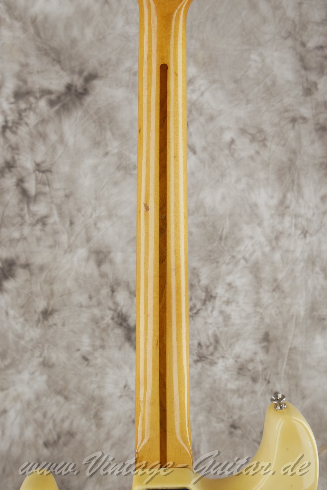 img/vintage/5954/Fender_Startocaste_olypic_white_1973_USA-06.jpg