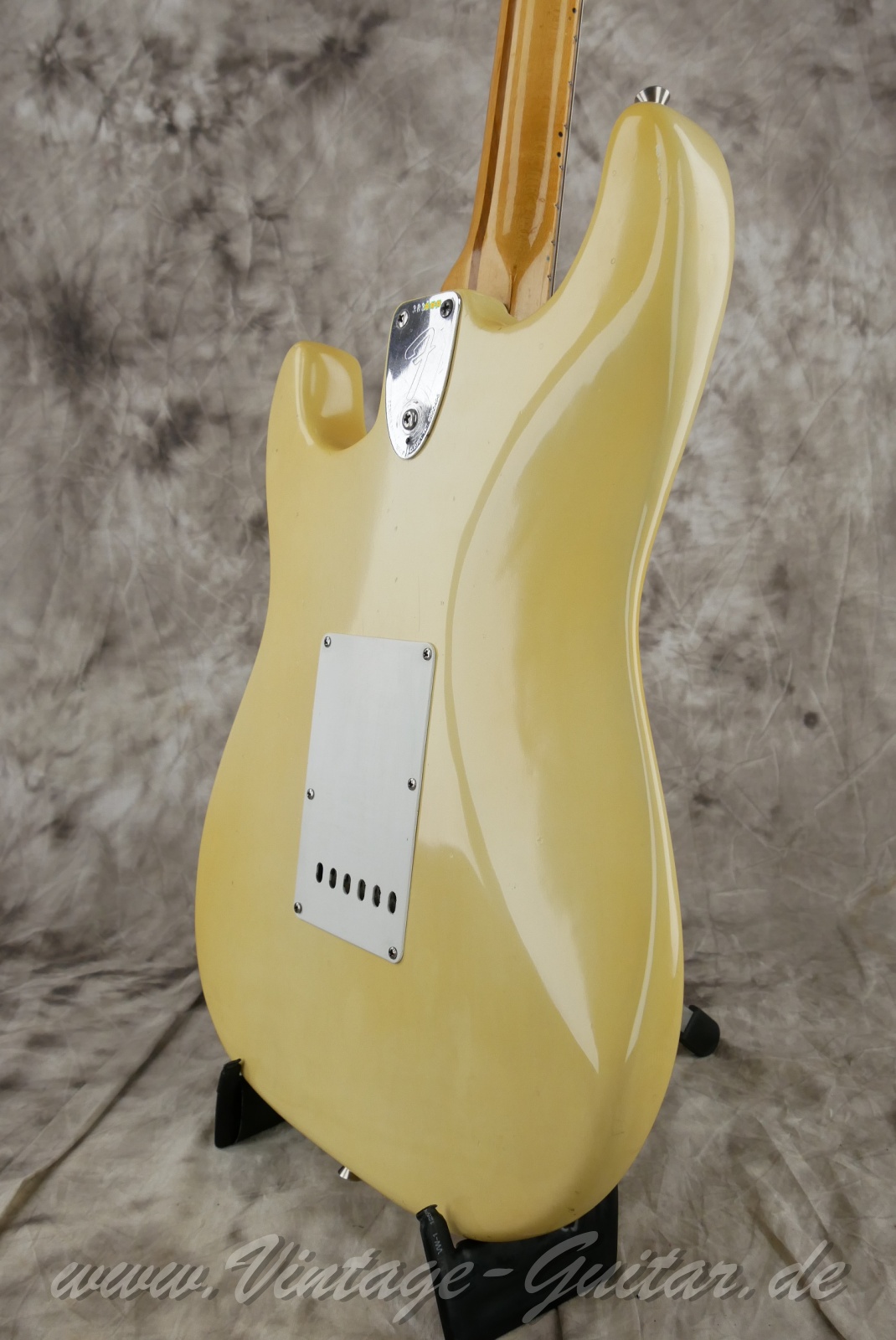img/vintage/5954/Fender_Startocaste_olypic_white_1973_USA-12.jpg