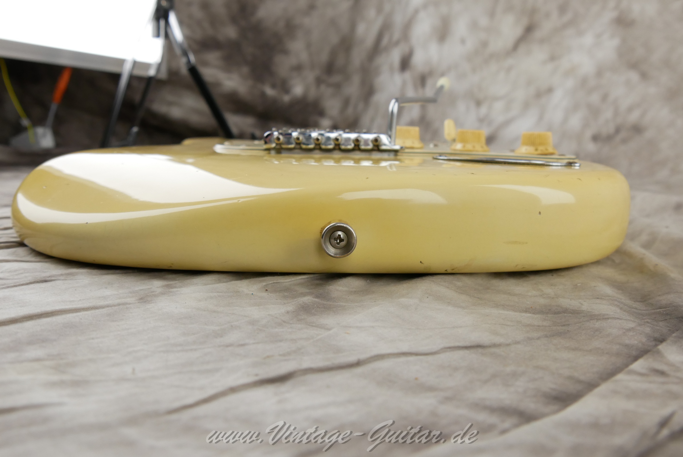 img/vintage/5954/Fender_Startocaste_olypic_white_1973_USA-16.jpg