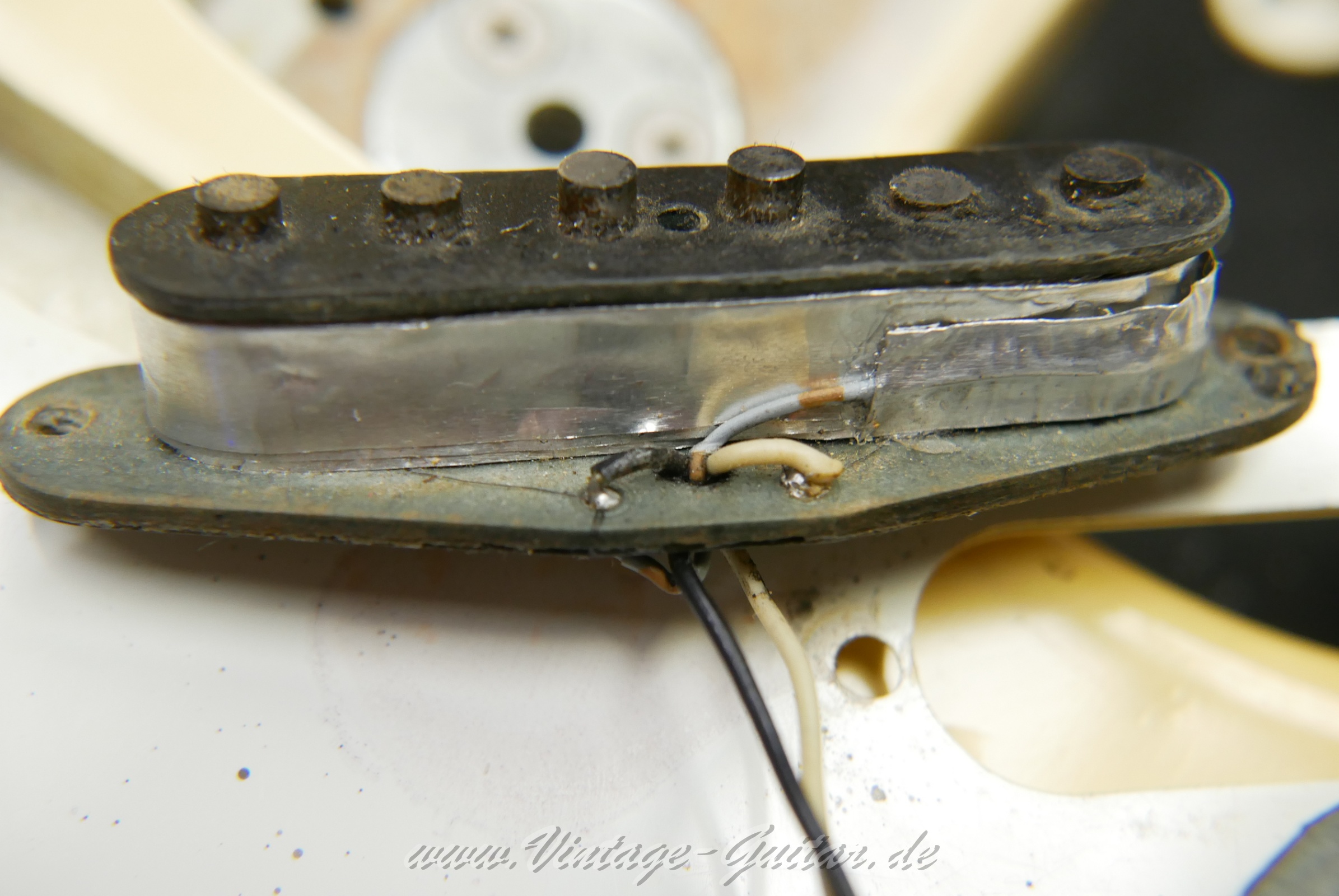 img/vintage/5954/Fender_Startocaste_olypic_white_1973_USA-23.jpg