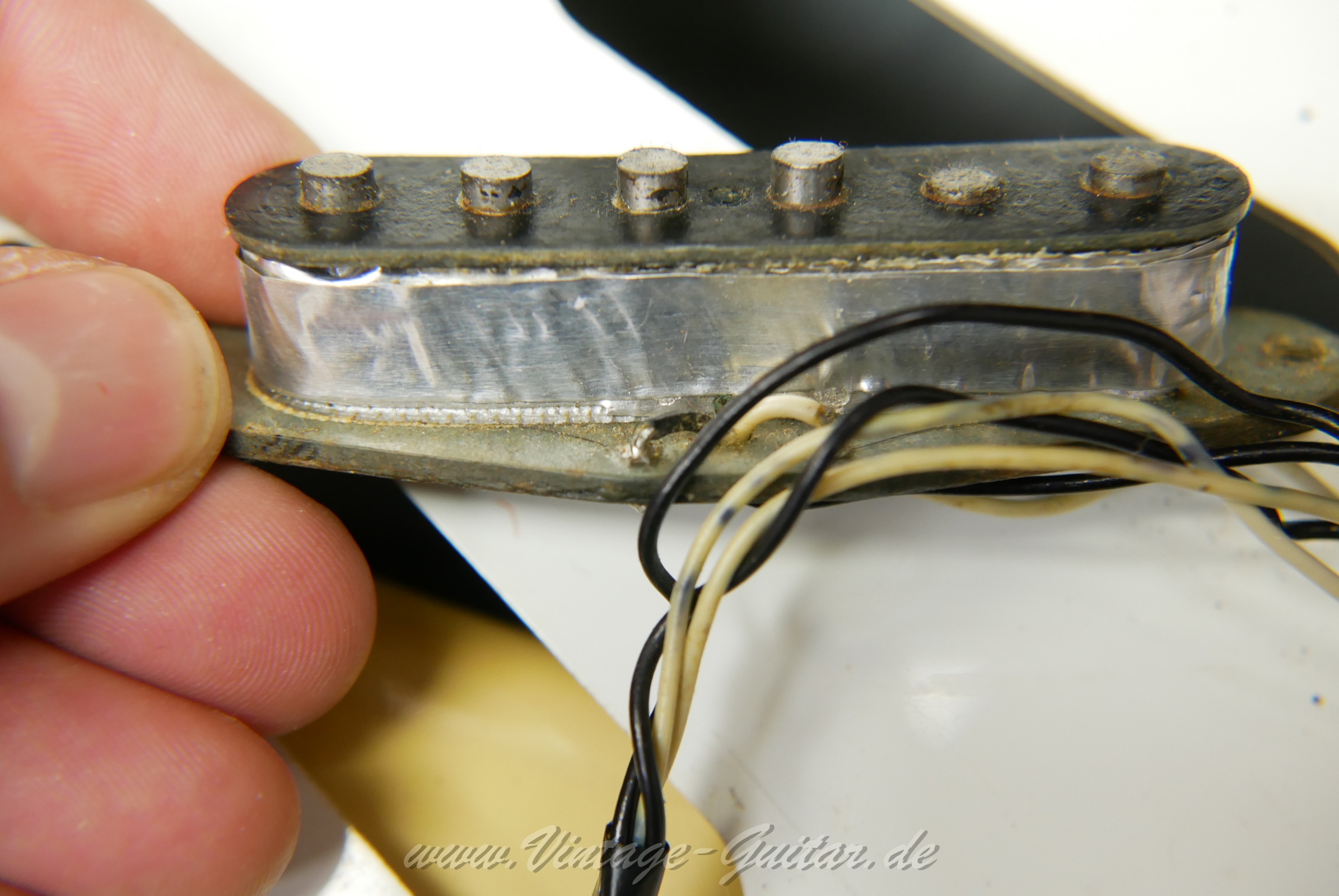 img/vintage/5954/Fender_Startocaste_olypic_white_1973_USA-25.jpg