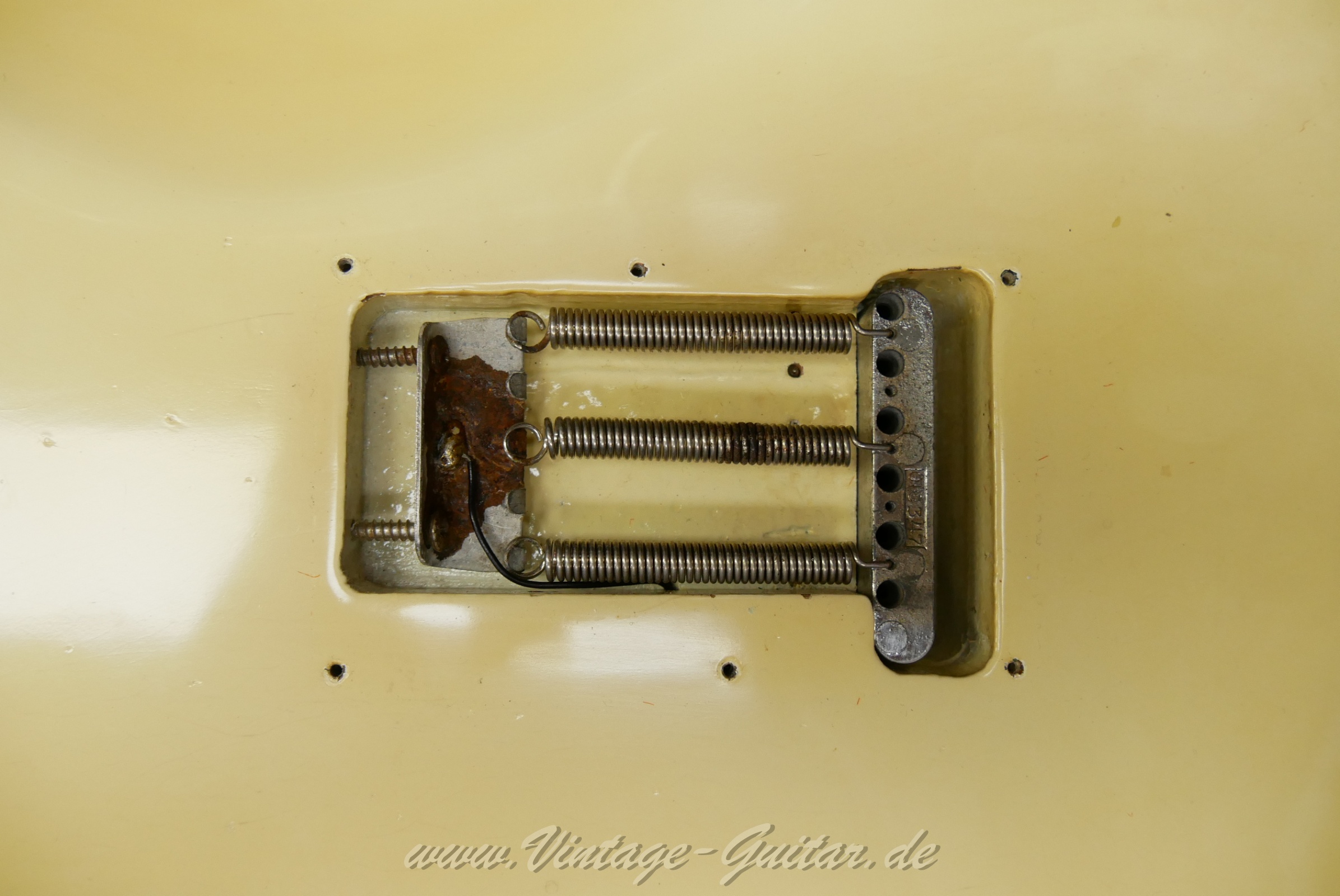 img/vintage/5954/Fender_Startocaste_olypic_white_1973_USA-34.jpg
