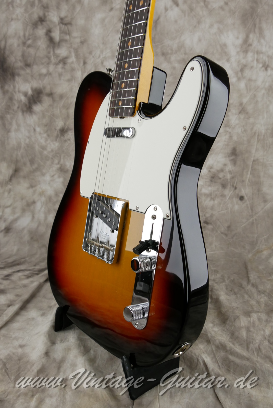 Fender_Telecaster_american_vintage_sundburst_2023_USA-010.jpg