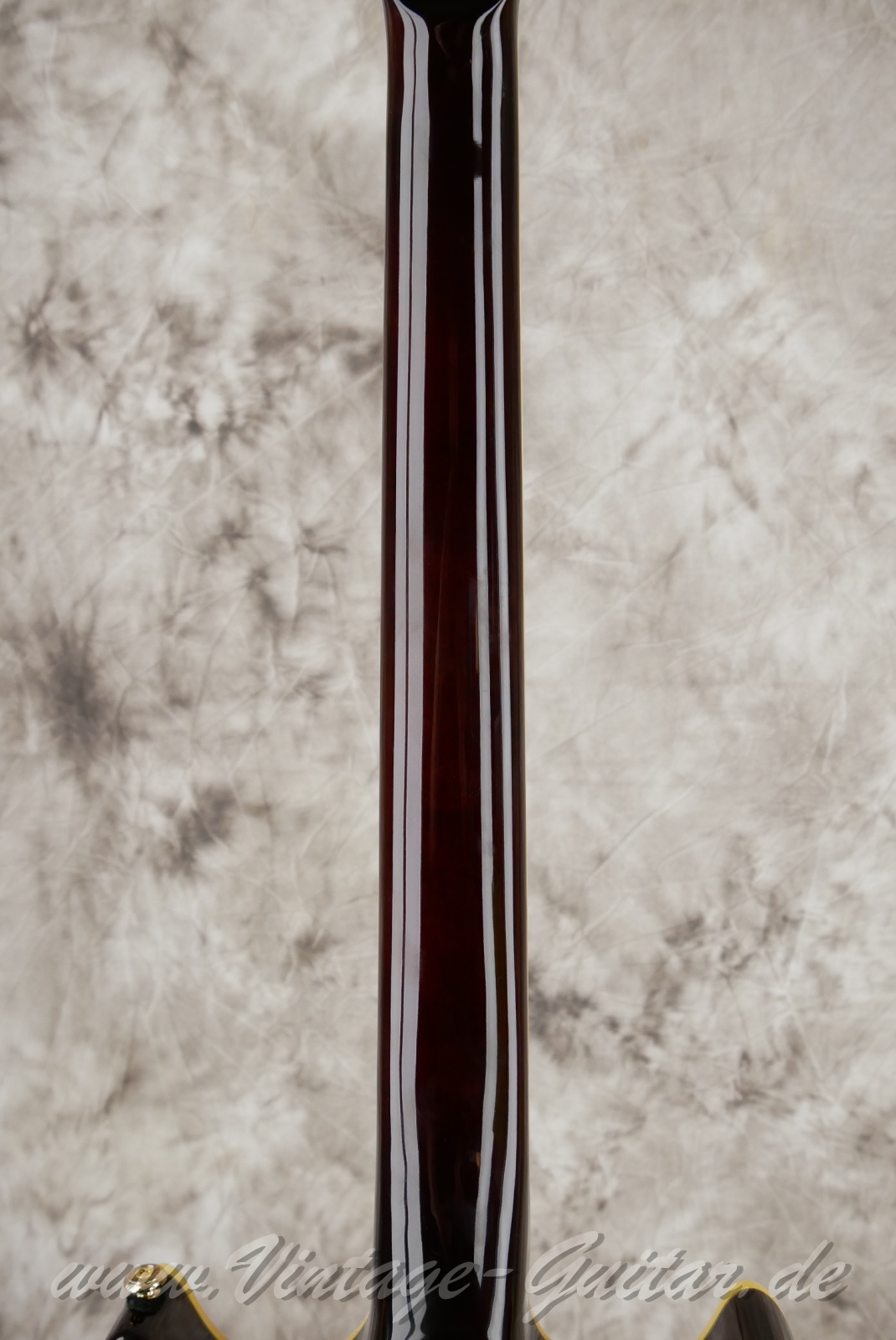 Ibanez-AR-420-VLS-lefthand-2018-sunburst-06.jpg