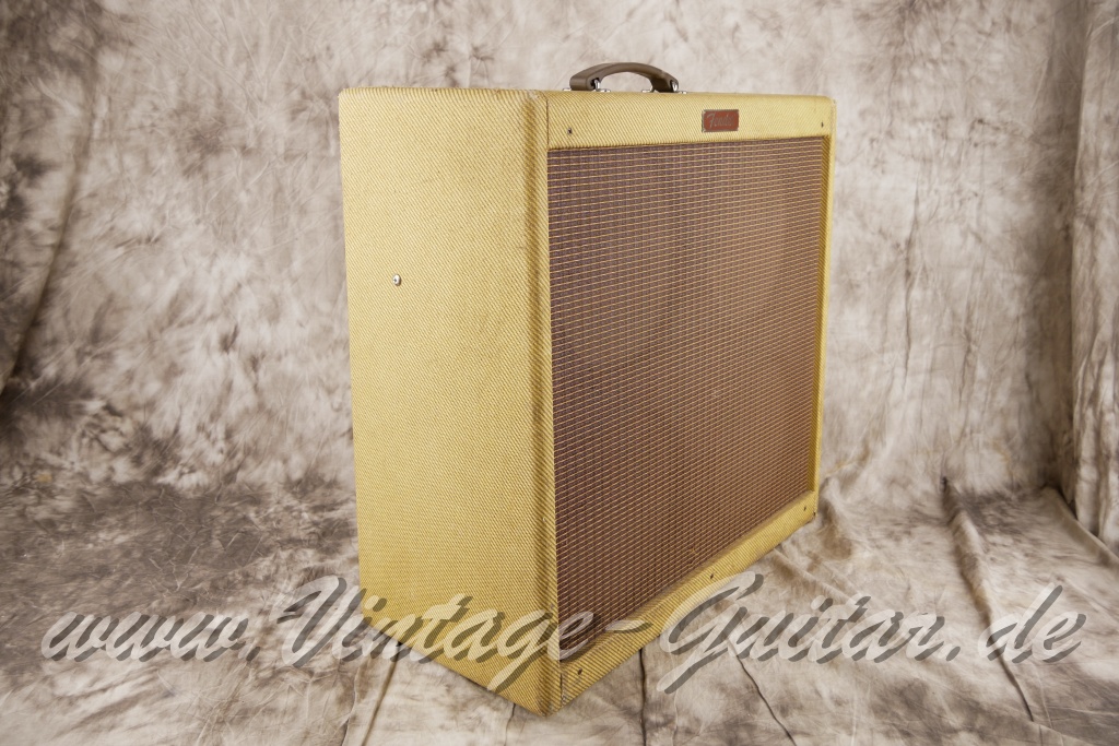 img/vintage/5978/Fender_Blues_DeVille_tweed_USA_1994-003.jpg