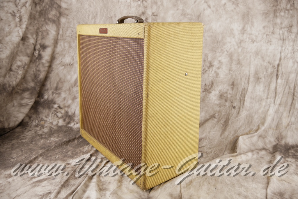 img/vintage/5978/Fender_Blues_DeVille_tweed_USA_1994-004.jpg
