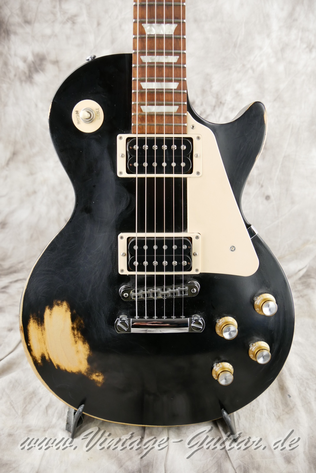 img/vintage/5979/Gibson_Les_Paul_Studio_2011_black_USA-07.jpg