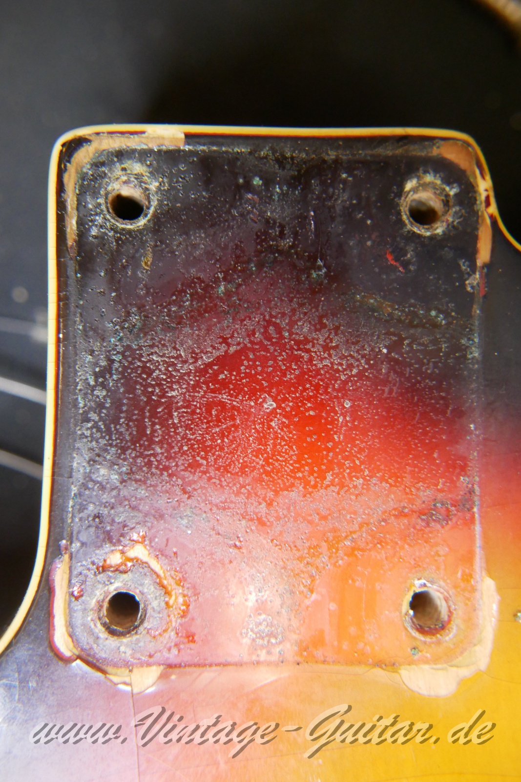 img/vintage/5985/Fender_Telecaster_Custom_sunburst_USA_1967-041.JPG
