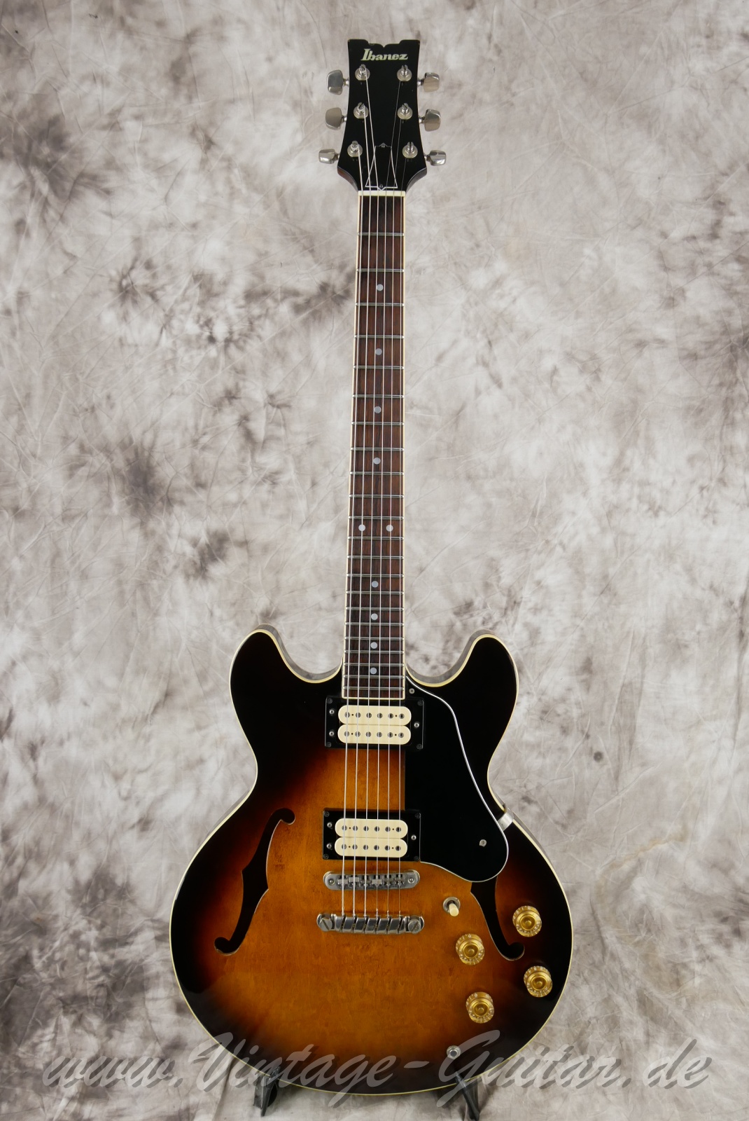 Ibanez_AS_50_Sunburst_japan_1981-01.jpg