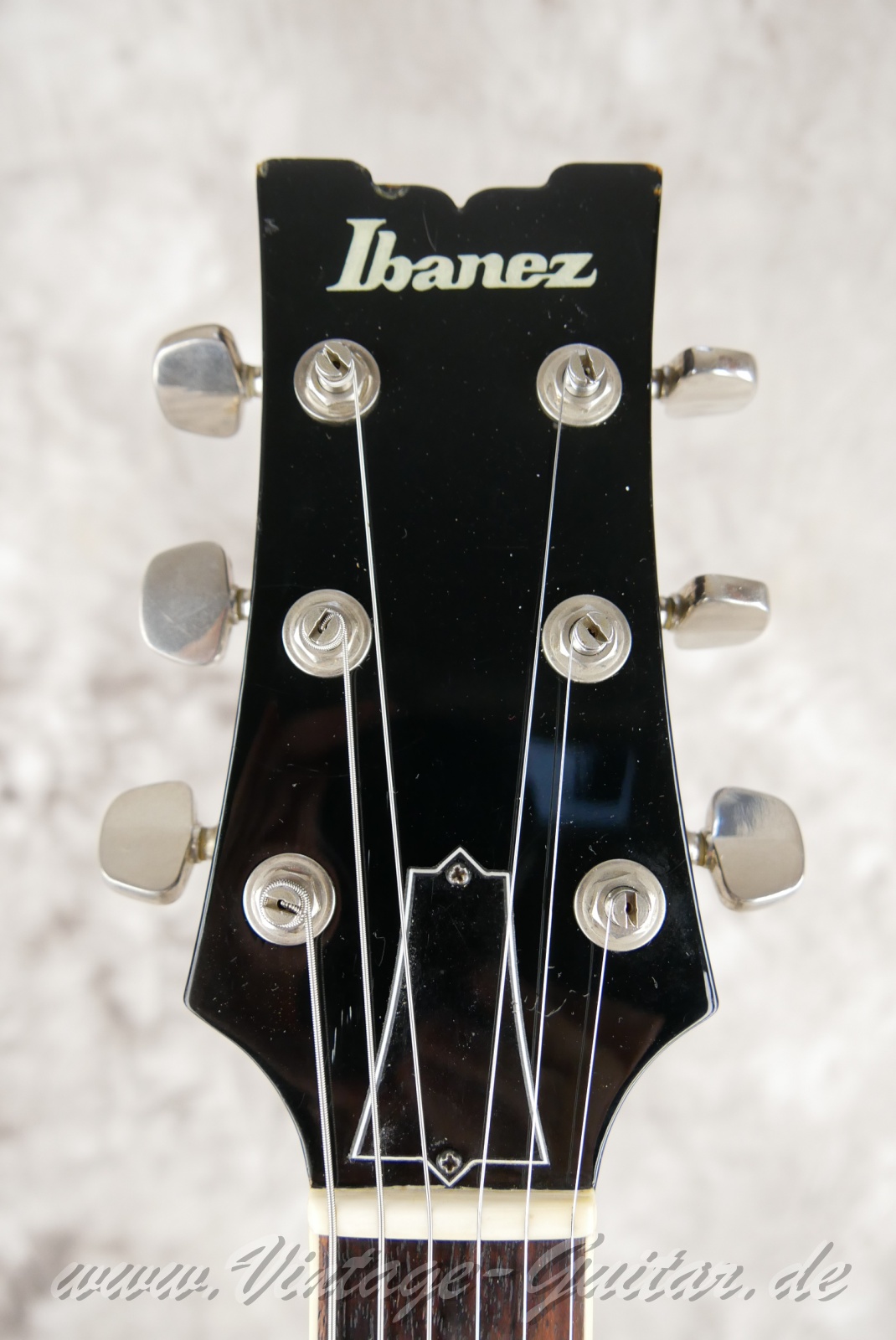 img/vintage/5987/Ibanez_AS_50_Sunburst_japan_1981-03.jpg