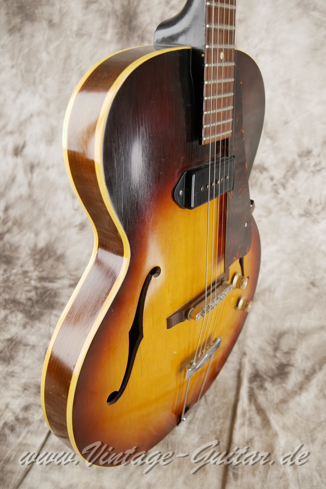 img/vintage/5989/Gibson_ES_125_T_sunburst_1959-009.jpg