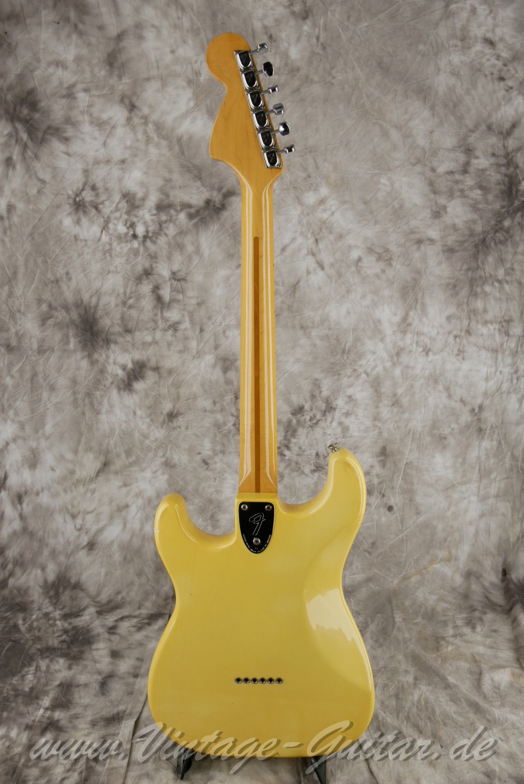 Fender_Stratocaster_Hardtail_1979_Olympic_White_USA-02.jpg