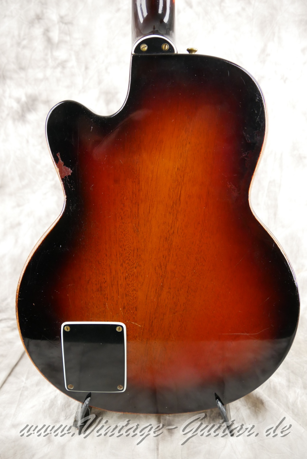 img/vintage/5995/Guild_M75_Aristocrat_1954_sunburst_USA-008.jpg