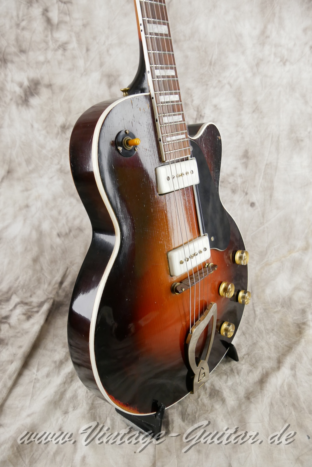 img/vintage/5995/Guild_M75_Aristocrat_1954_sunburst_USA-009.jpg