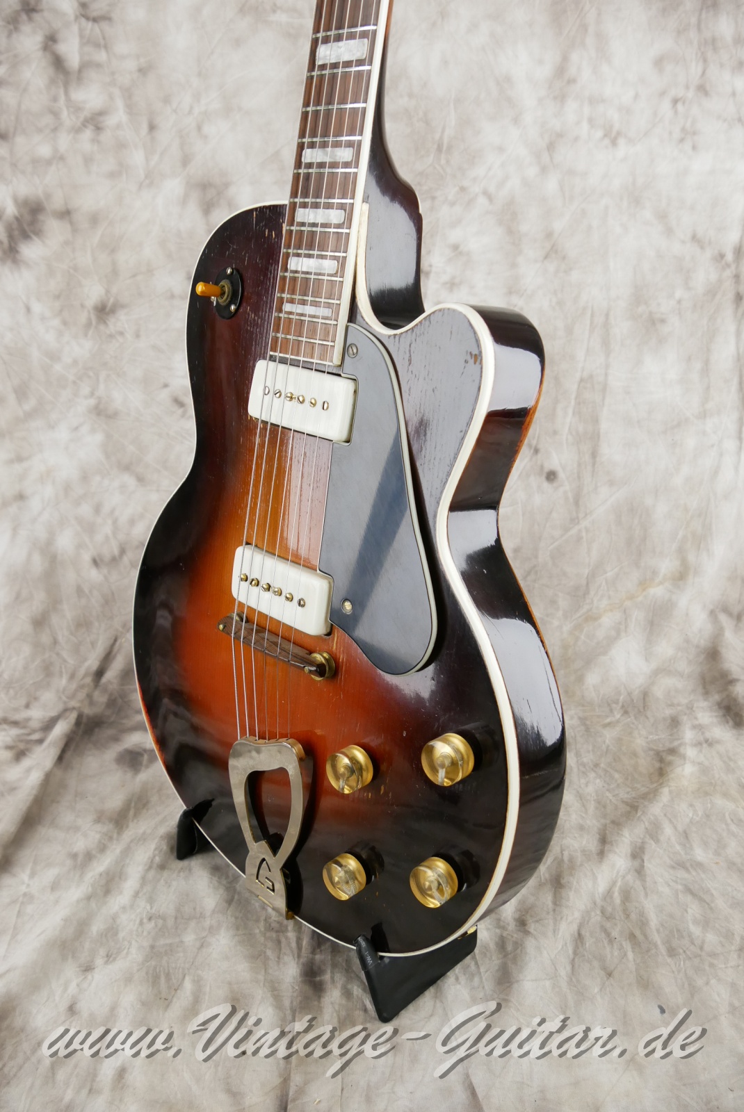 img/vintage/5995/Guild_M75_Aristocrat_1954_sunburst_USA-010.jpg