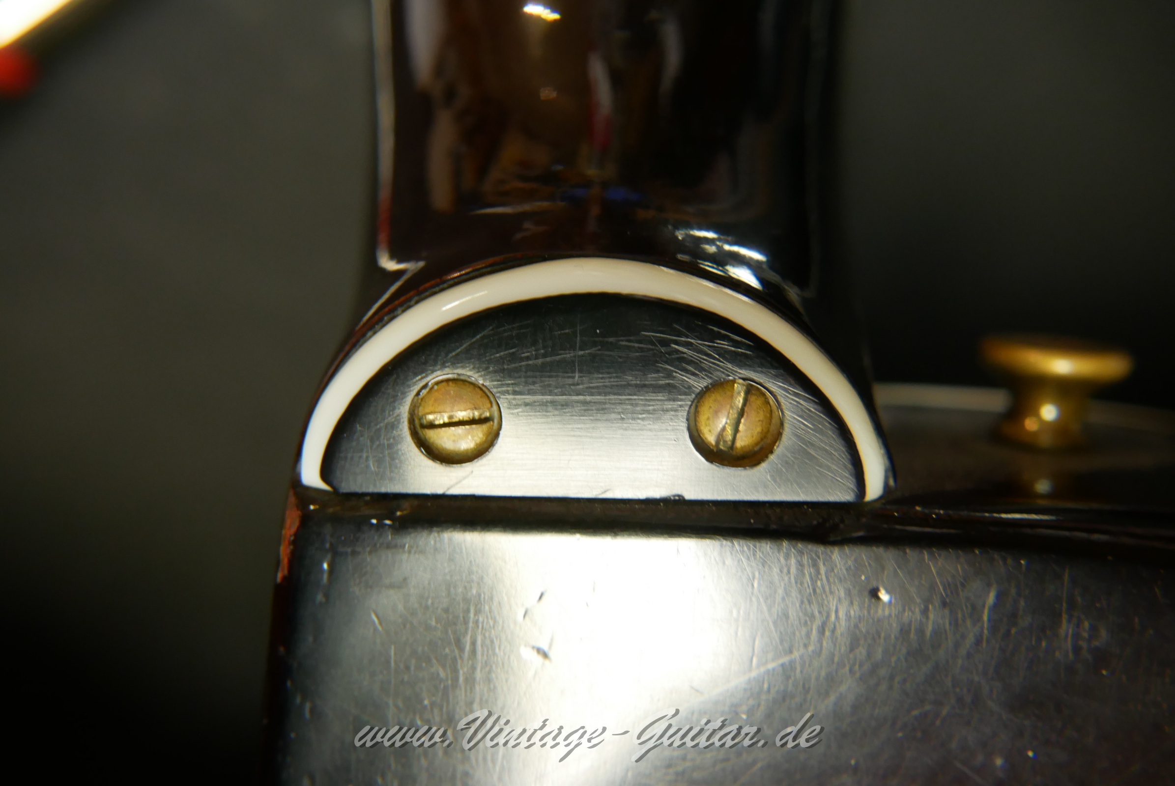 img/vintage/5995/Guild_M75_Aristocrat_1954_sunburst_USA-019.jpg