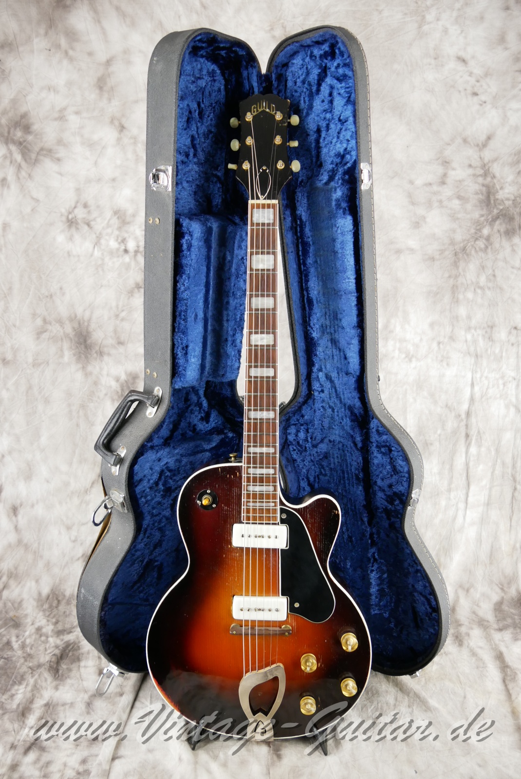 img/vintage/5995/Guild_M75_Aristocrat_1954_sunburst_USA-025.jpg