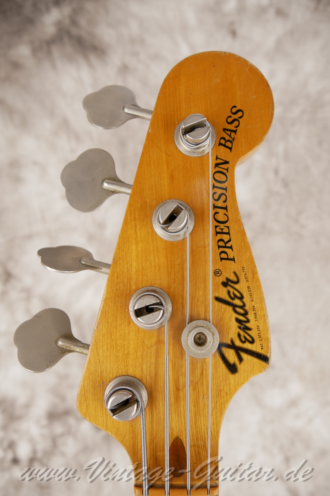 img/vintage/5997/fender_jazz_bass_1972_sunburst_usa-03.jpg