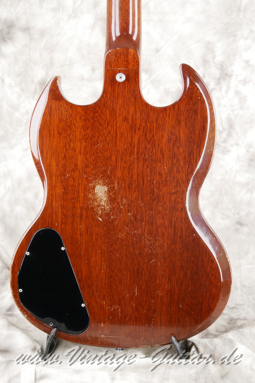 img/vintage/6001/Gibson_SG_Standard_Lyra_cherry_1969-008.jpg