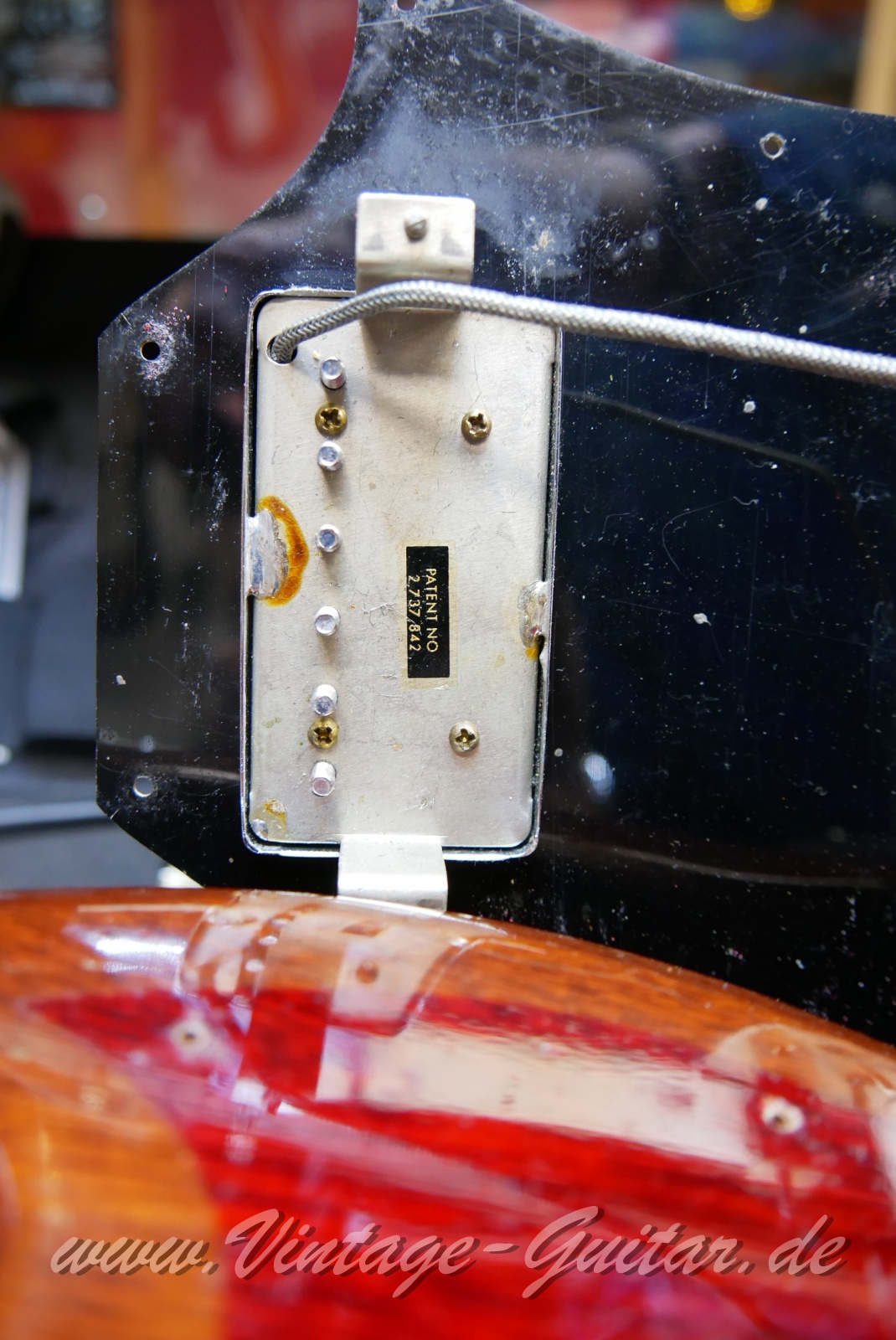 img/vintage/6001/Gibson_SG_Standard_Lyra_cherry_1969-018.JPG