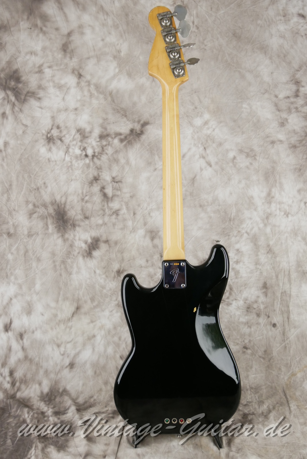 img/vintage/6008/Fender_Mustang_Bass_Black_USA_1976-002.JPG