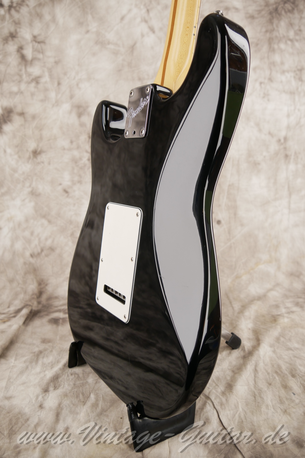 img/vintage/6010/fender_stratocaster_1990_american_standard_black_usa-12.jpg
