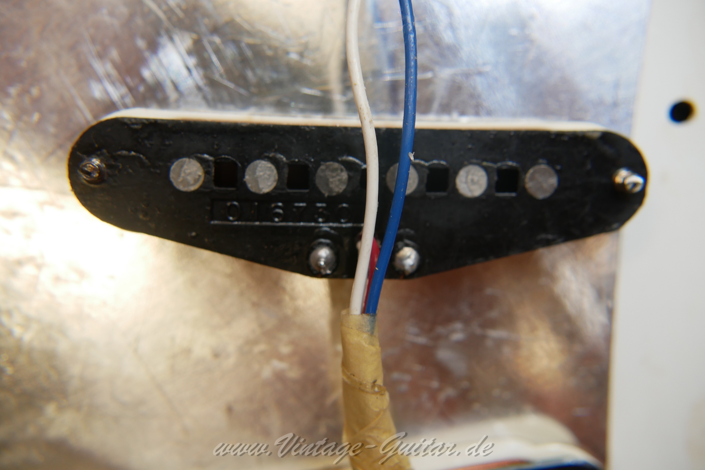 img/vintage/6010/fender_stratocaster_1990_american_standard_black_usa-14.jpg