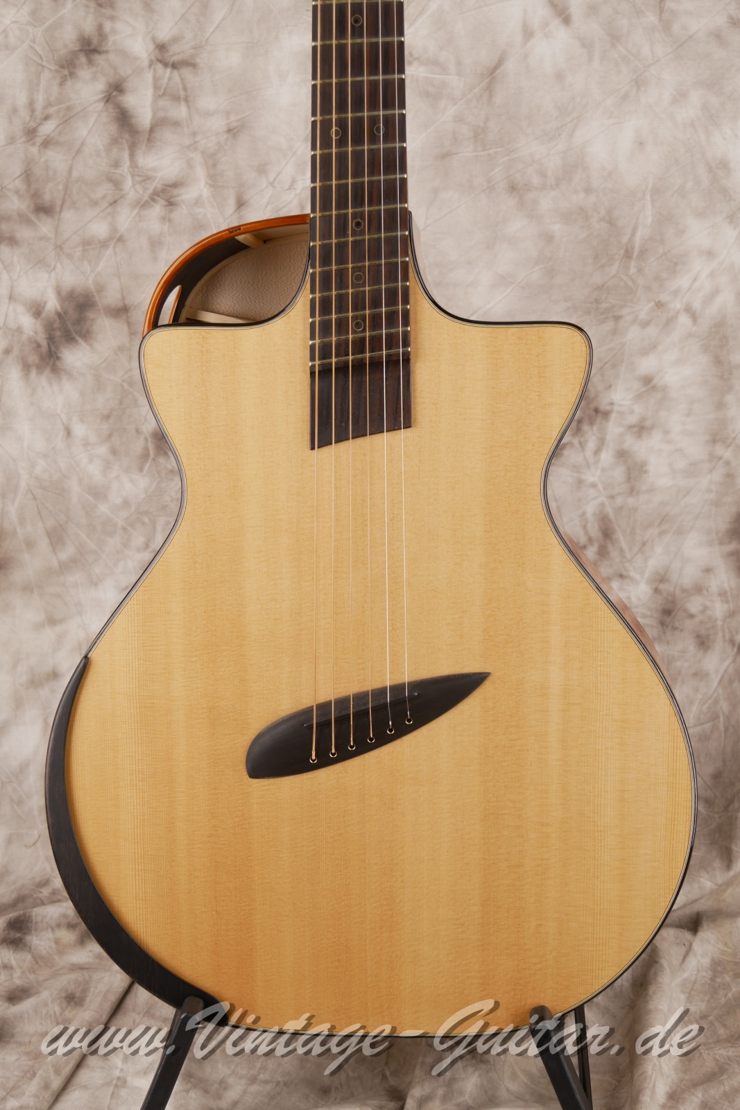 img/vintage/6012/Klapproth_Steelstring_fan_fretted_natural_Germany_2022-007.jpg