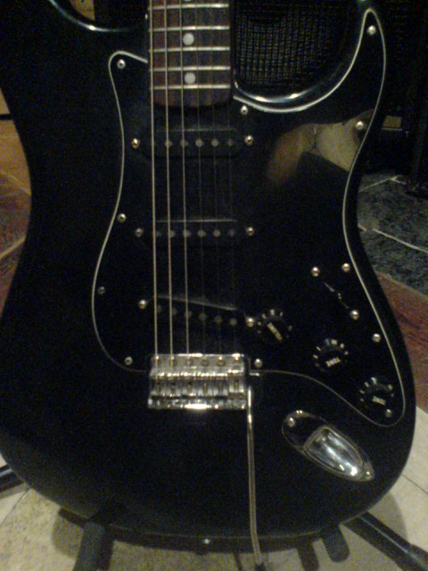 img/vintage/602/Strat_Corpus_vorn.JPG