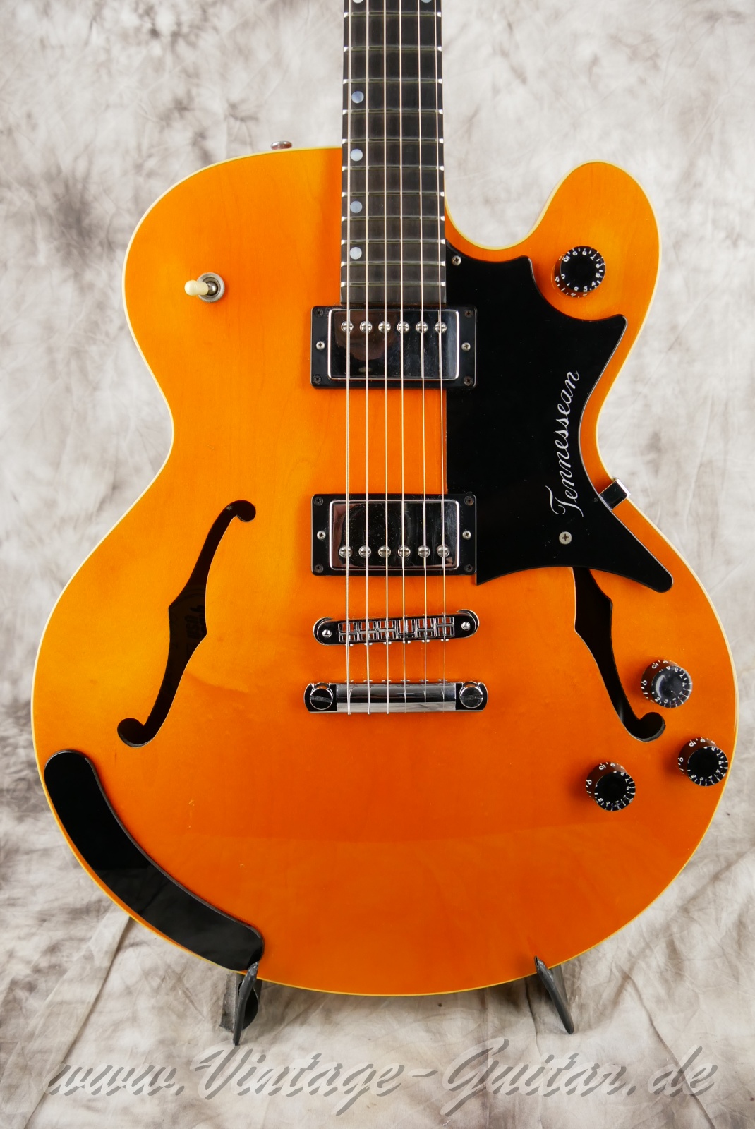 img/vintage/6024/Gibson_chet_atkins_tennessean_1994_sunrise_orange_usa-07.jpg