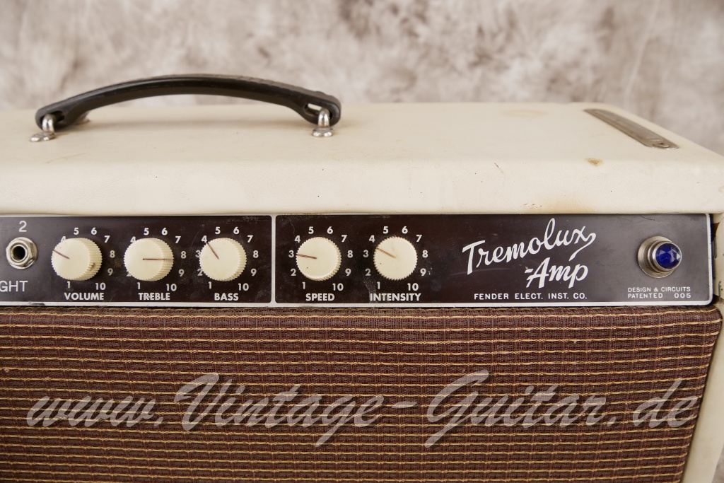 img/vintage/6025/Fender_Tremolux_Top_brownface_6G9_117V_blonde_1962-004.jpg