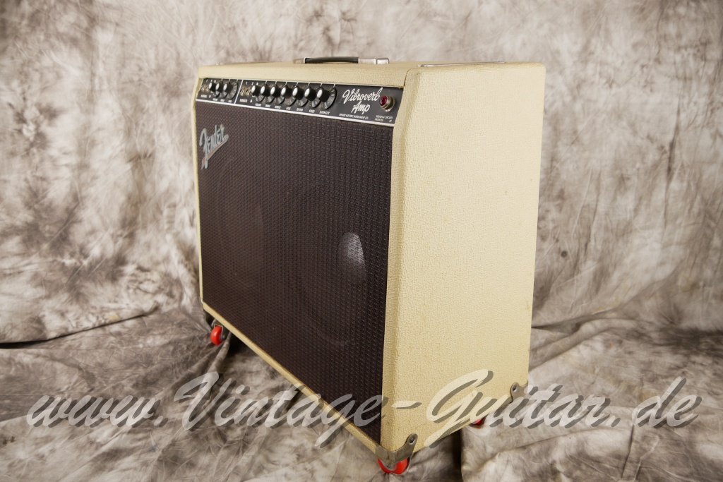 Fender_Bandmaster_Reverb_silverface_110V_1971_rebuilt_2x10_combo_blonde-004.jpg
