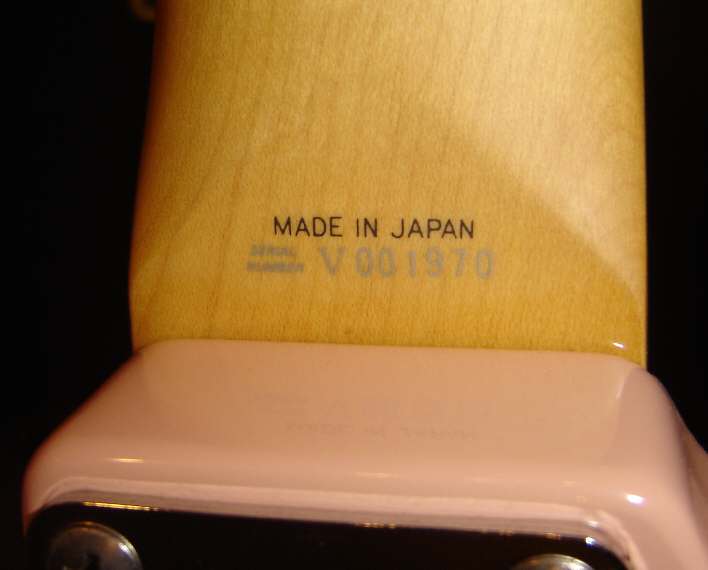 Fender-Stratocaster-60s-Japan-pink4.jpg