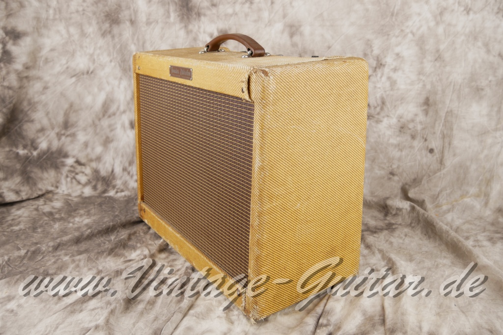 img/vintage/6030/Fender_Vibrolux_Tweed_narrow_panel_1960-004.jpg