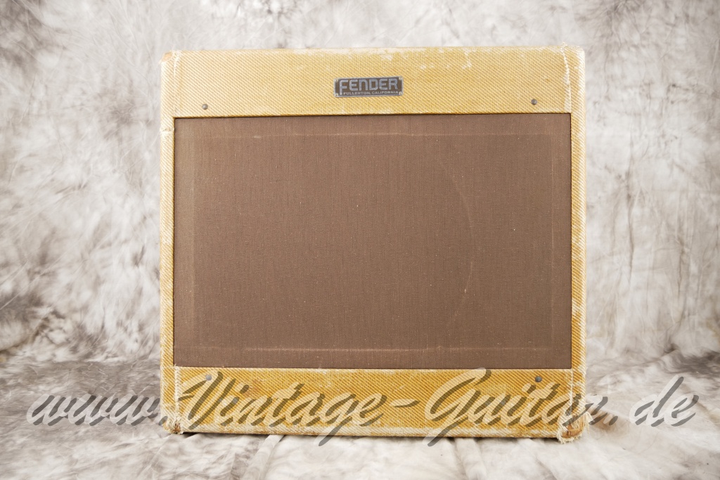 Fender_Pro_Amp_1x15_Tweed_wide_panel_1953-001.jpg