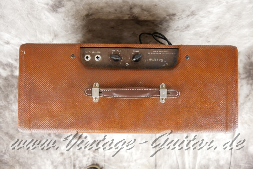 Fender_Bassman_5D6_Tweed_1x15_1954-005.jpg