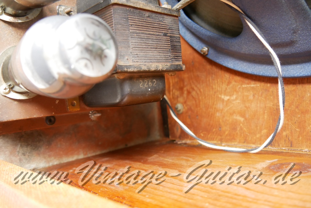 Fender_Bassman_5D6_Tweed_1x15_1954-011.jpg