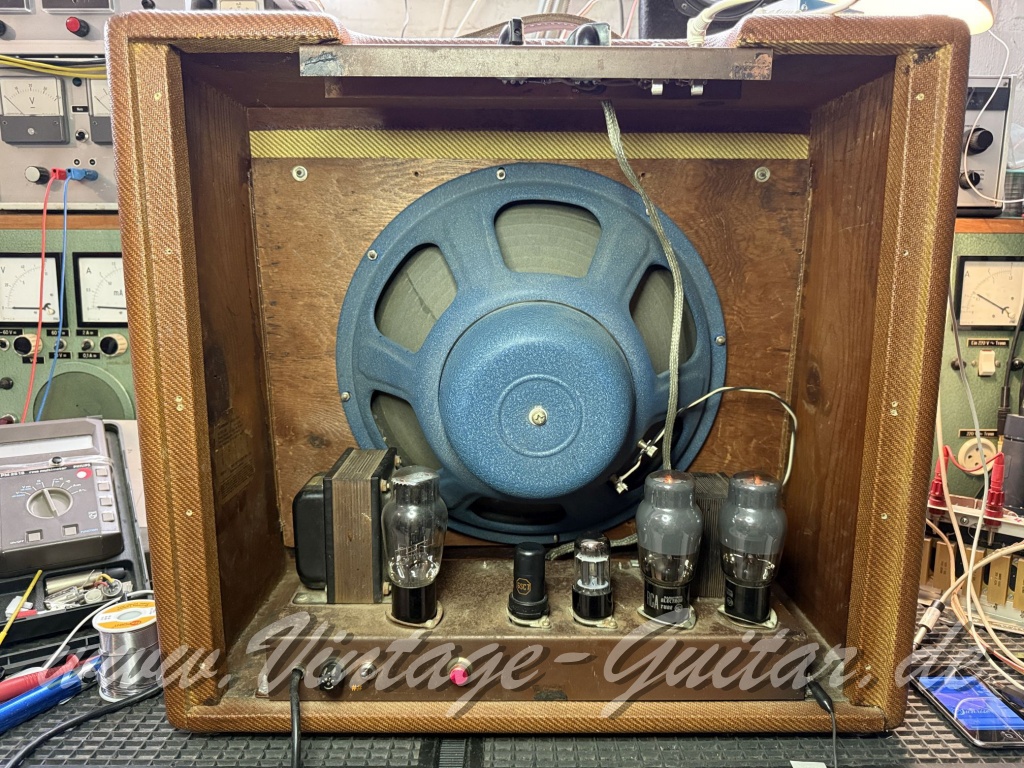Fender_Bassman_5D6_Tweed_1x15_1954-018.jpg