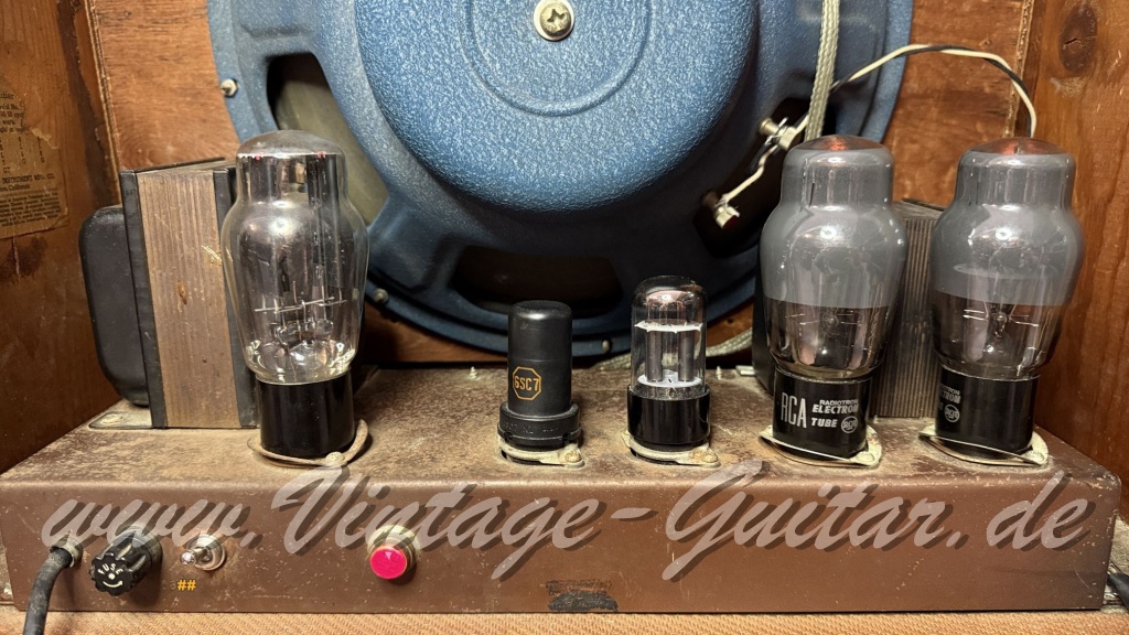 Fender_Bassman_5D6_Tweed_1x15_1954-019.jpg