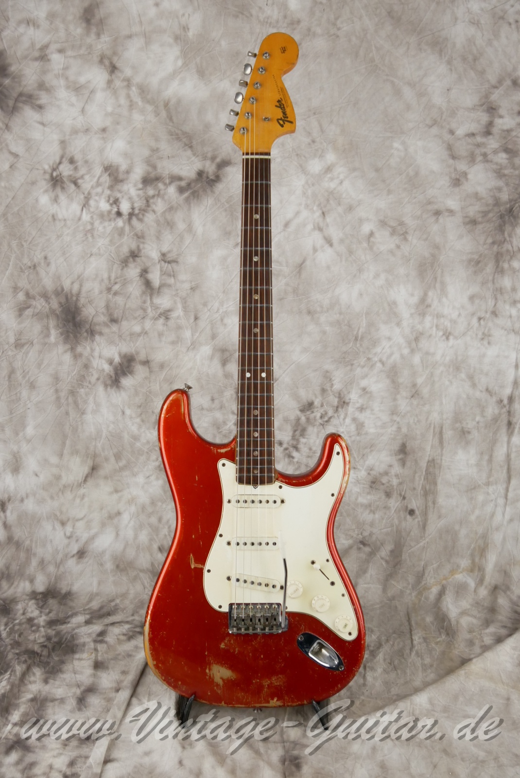 Fender-Stratocaster-1966-candy-apple-red-001.jpg