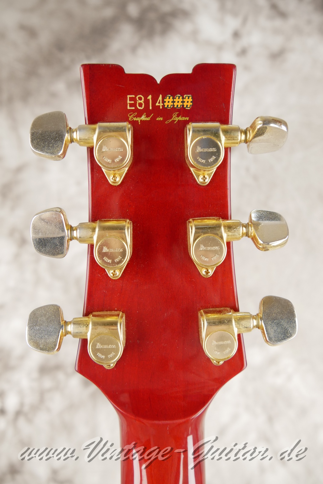 img/vintage/6040/Ibanez_Artist_AR_300_Japan_cherry_sunburst_1981-004.JPG