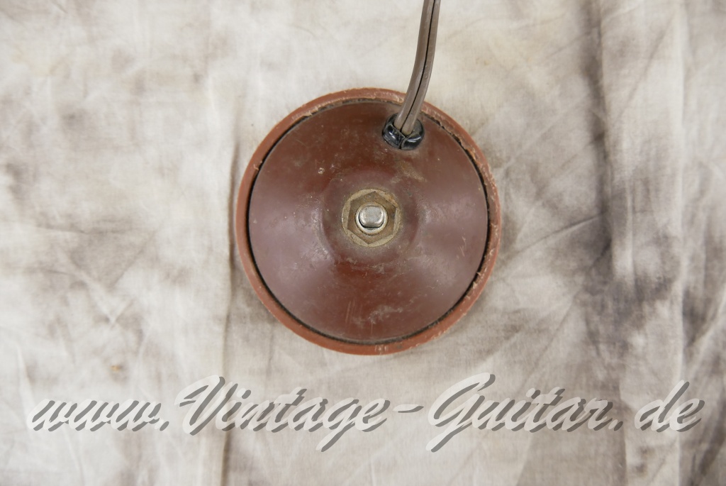 Fender_Vibrolux_Amp_brownface_1x12_USA_1962-011.jpg