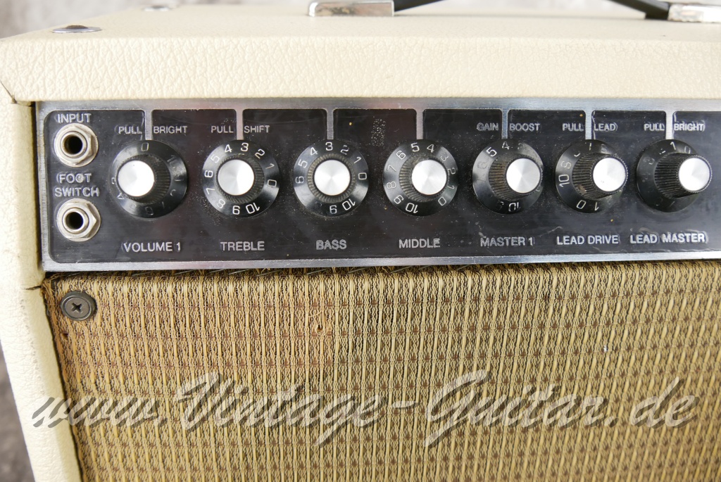 img/vintage/6055/Mesa_Boogie_Mark_IIa_blonde_1x12_Electro_Voice_EVM12L_1979-005.jpg
