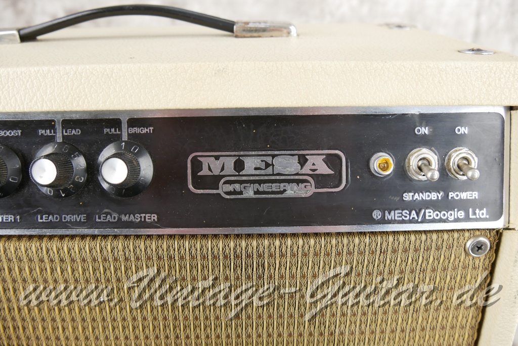 img/vintage/6055/Mesa_Boogie_Mark_IIa_blonde_1x12_Electro_Voice_EVM12L_1979-006.jpg