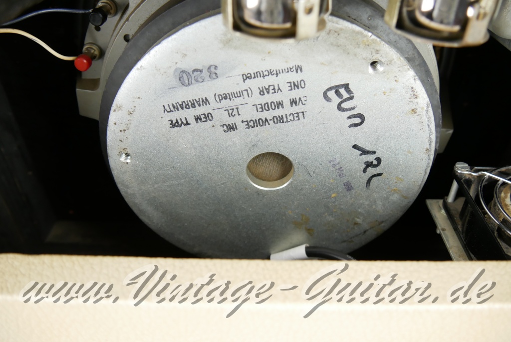 img/vintage/6055/Mesa_Boogie_Mark_IIa_blonde_1x12_Electro_Voice_EVM12L_1979-011.jpg