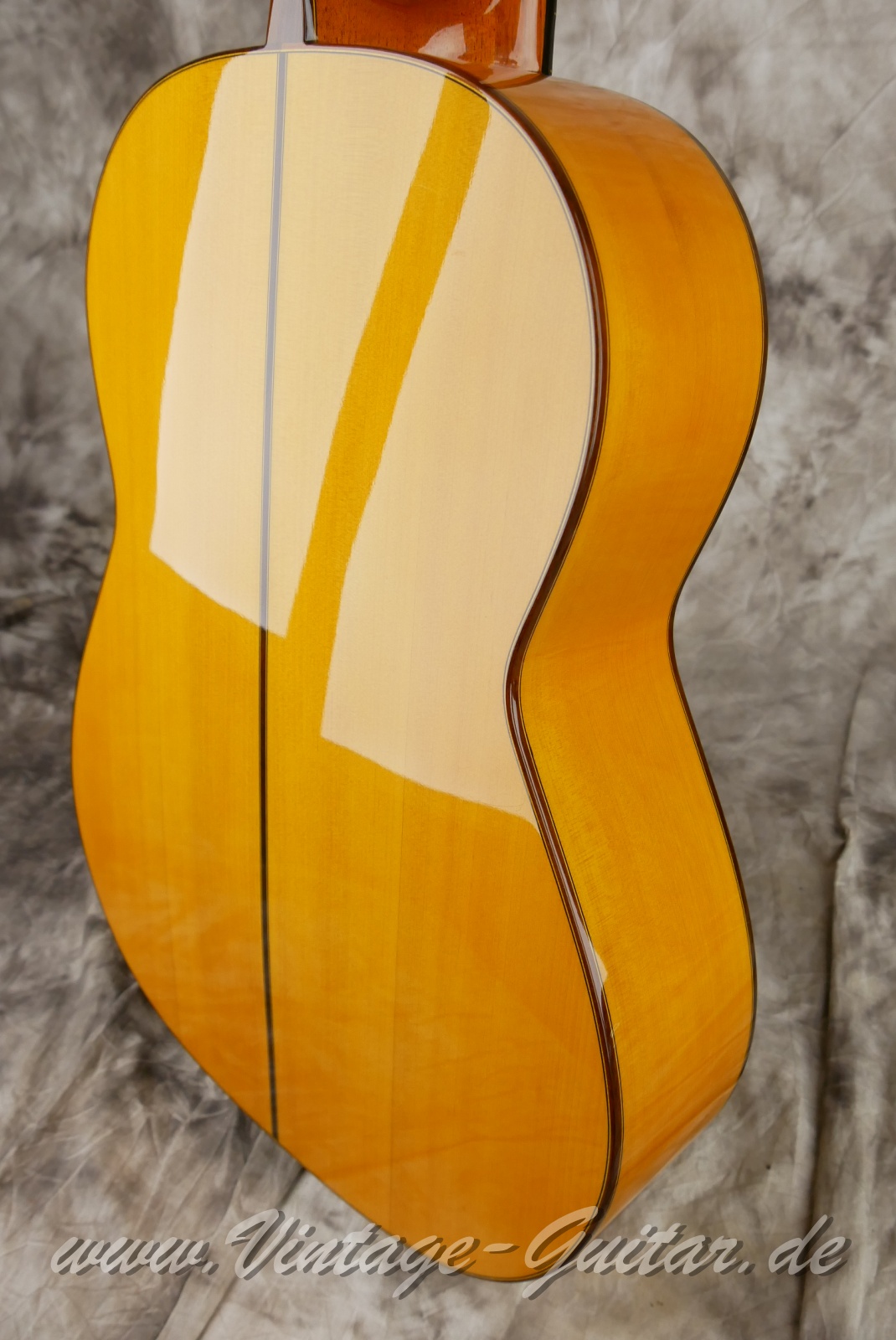 Manuel_Raimundo_145F_Flamenco_cypress_body_Spain_2004-012.jpg