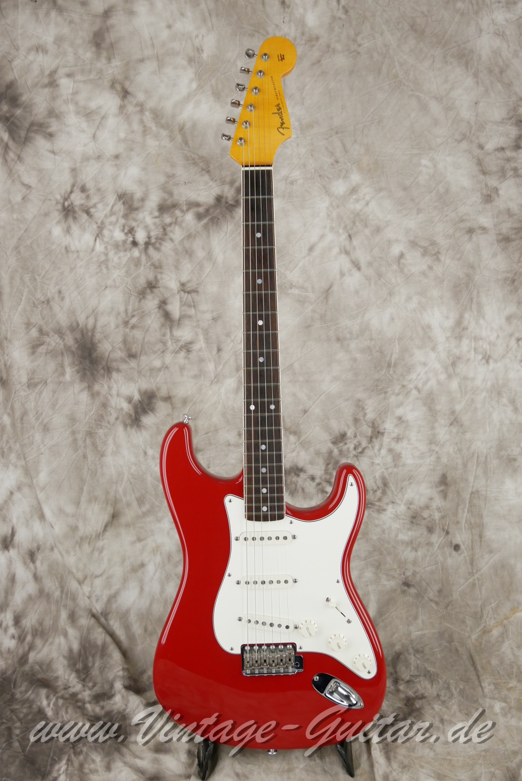 Fender_Stratocaster_Eric_Johnson_dakota_red_rosewood_board_USA_2011-001.jpg