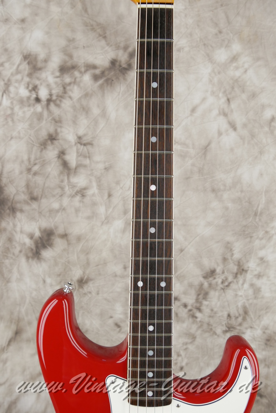 img/vintage/6066/Fender_Stratocaster_Eric_Johnson_dakota_red_rosewood_board_USA_2011-005.jpg