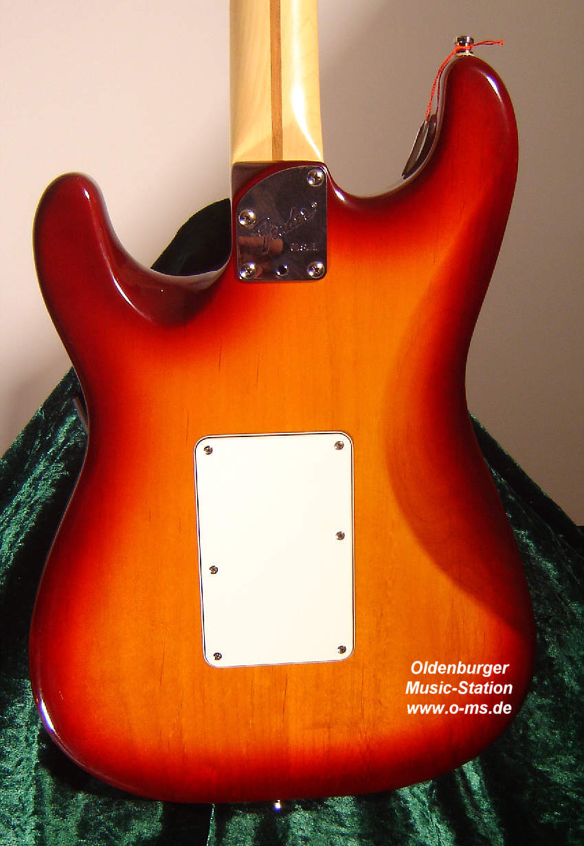 Fender-Stratocaster-Richie-Sambora-3.jpg