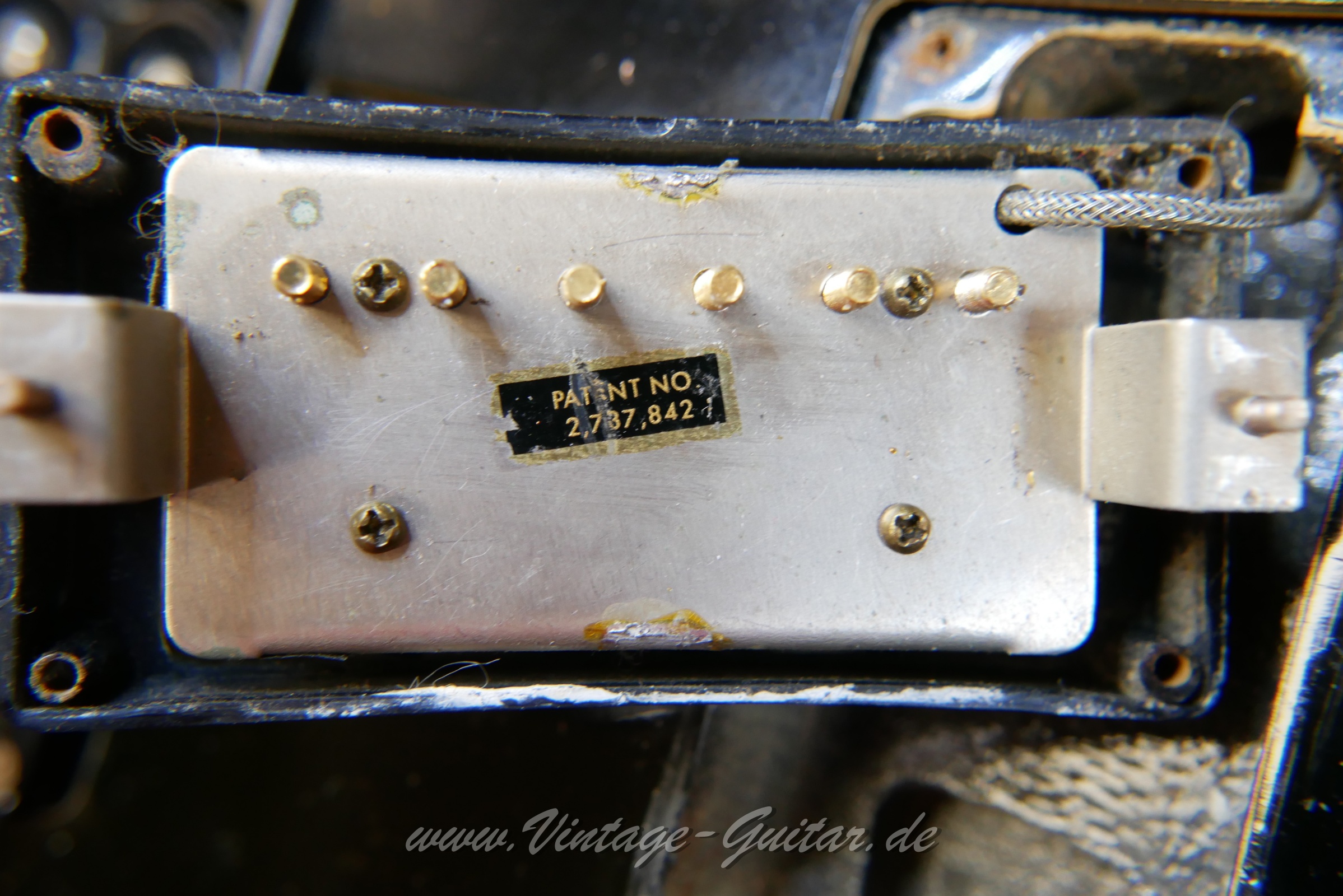 img/vintage/6072/Gibson_Les_Paul_Custom_black_1969-032.JPG